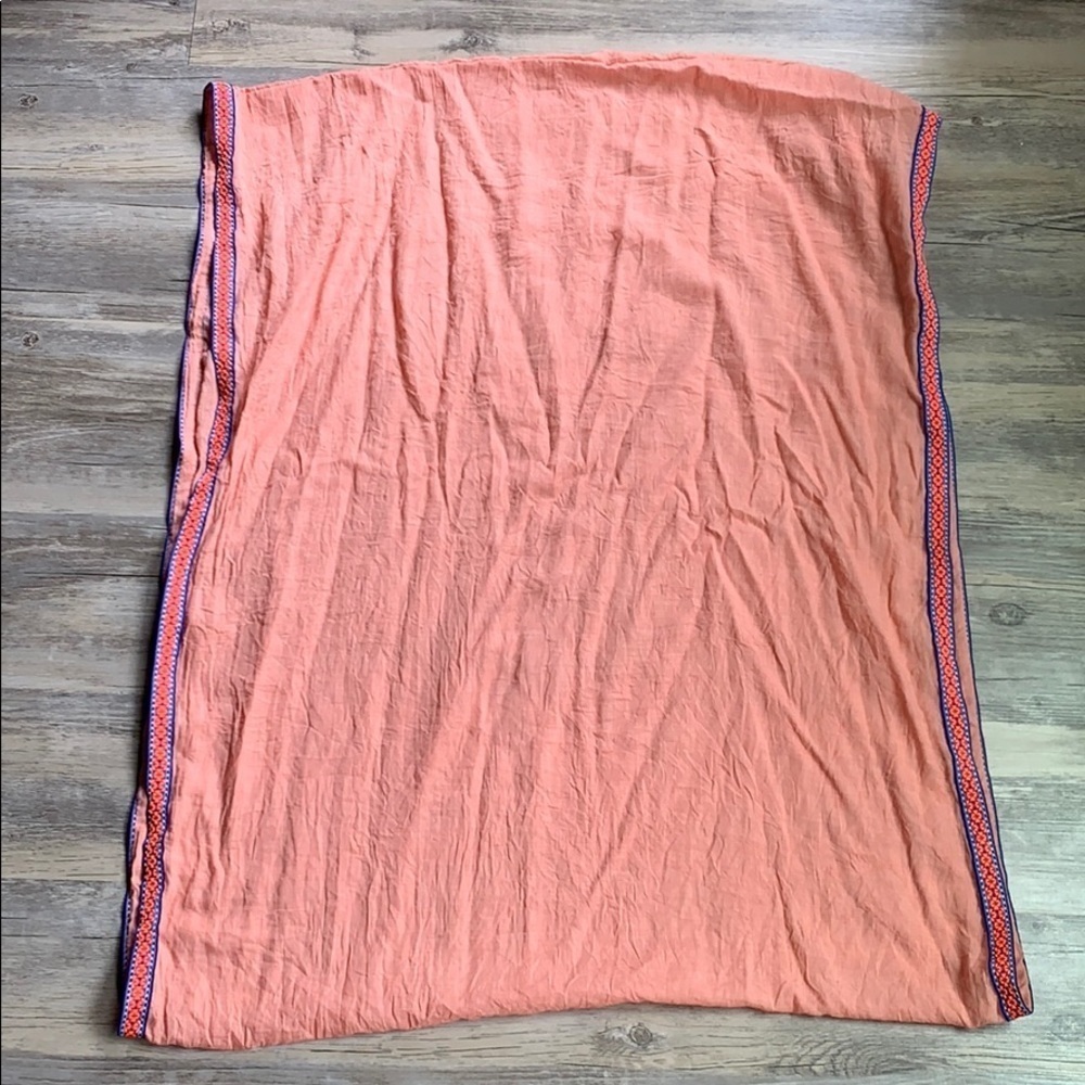 Women's Charlotte Russe Infinity Scarf - Picture 3 of 5